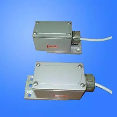 DQ-GD010光電開關(guān)可廣泛應(yīng)適用于機械化工|DR-500N圓形光電傳感器